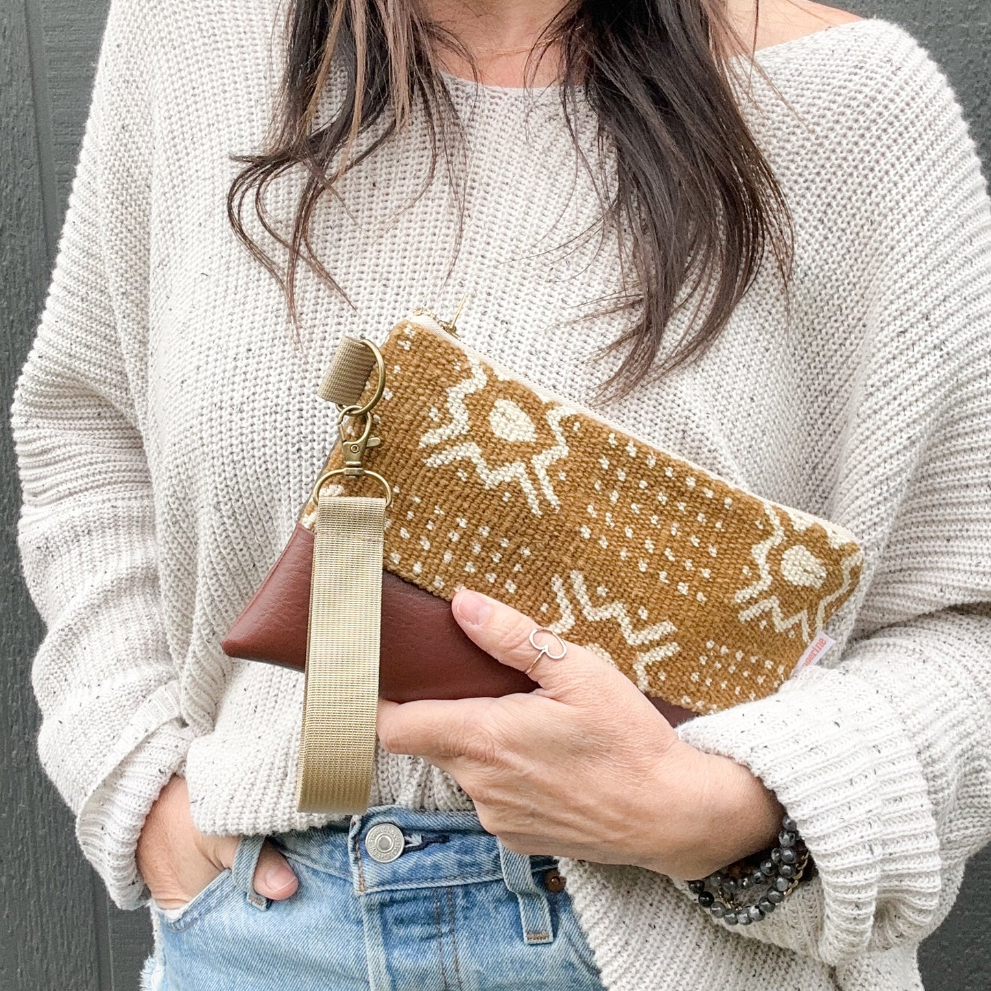 MUDCLOTH WRISTLET - Ochre