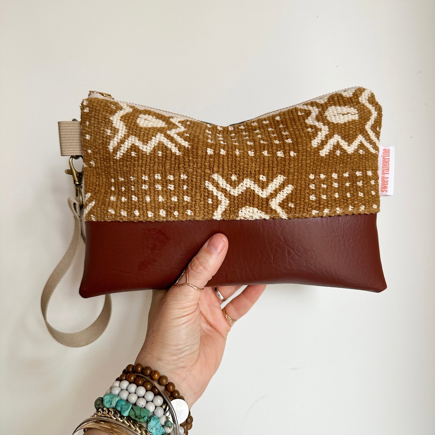 MUDCLOTH WRISTLET - Ochre